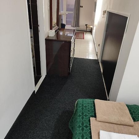 Apartamento Fenix Belgrado Exterior foto
