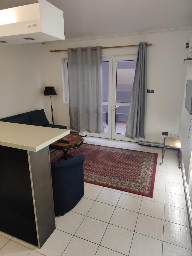 Apartamento Fenix Belgrado Exterior foto